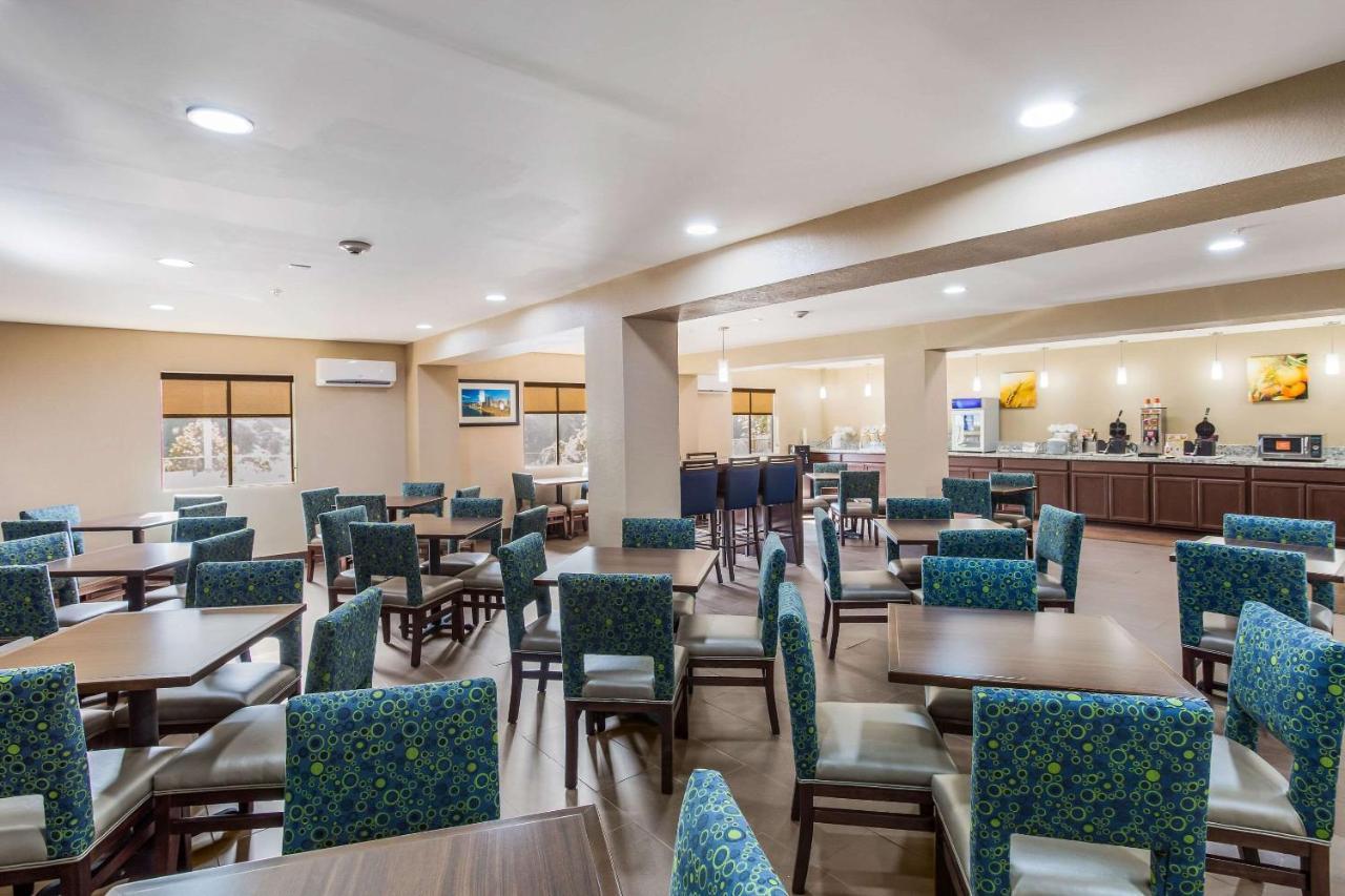 Quality Inn Charleston Exterior foto